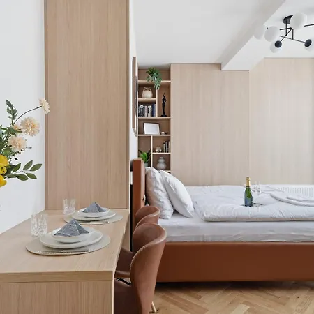 Noma Postova Apartament *